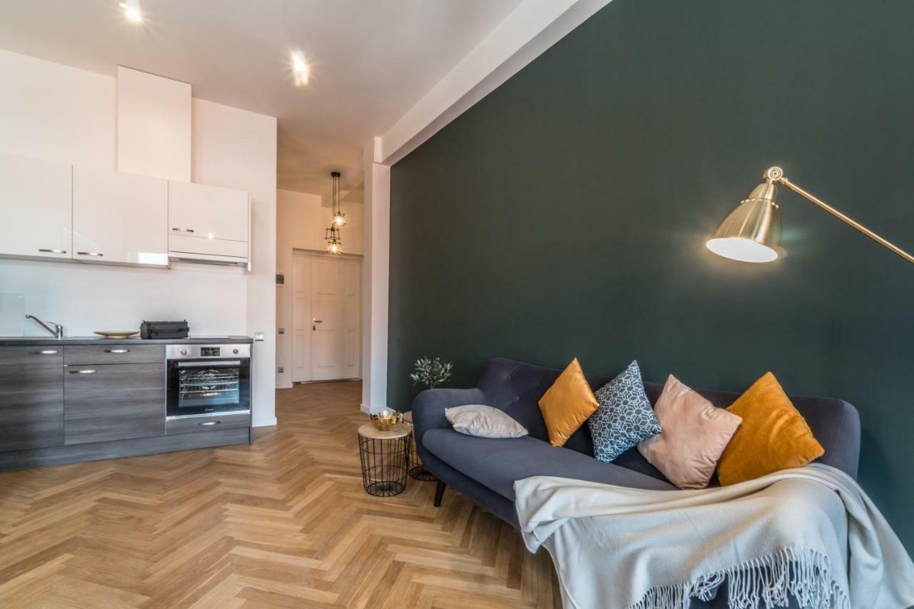 Greystone Suites & Apartments 里加 外观 照片